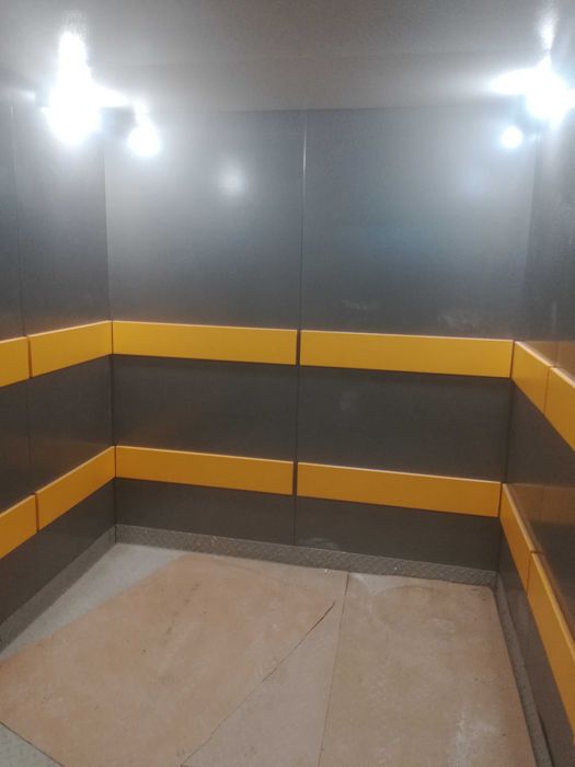 Склад с Товарна Рампа.Лесна локация! Казичене