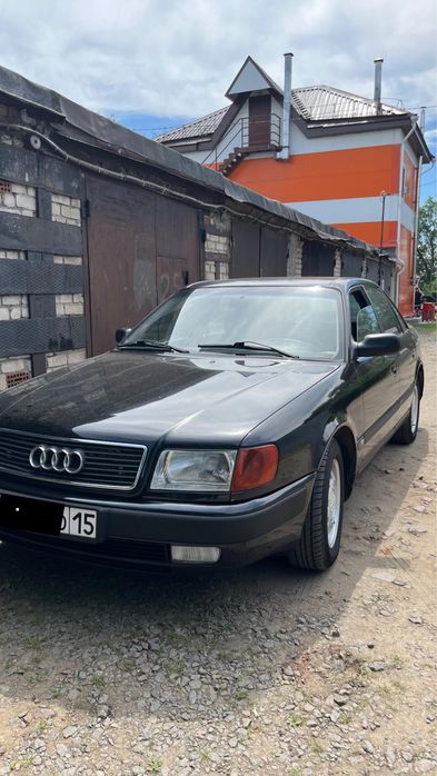 Продам audi 100 C4