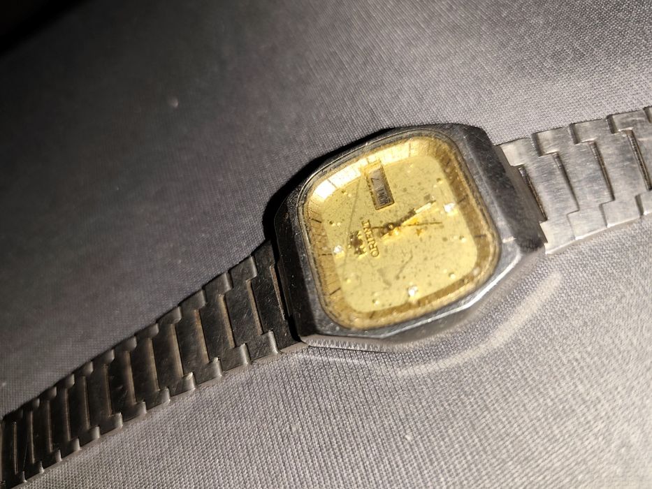 Ceas Orient Square