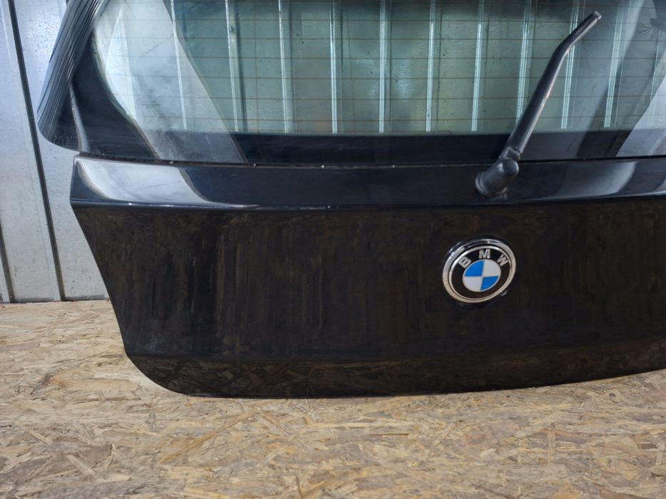 Haion complet BMW Seria 1 E87 Culoare 475 Black Sapphire portbagaj