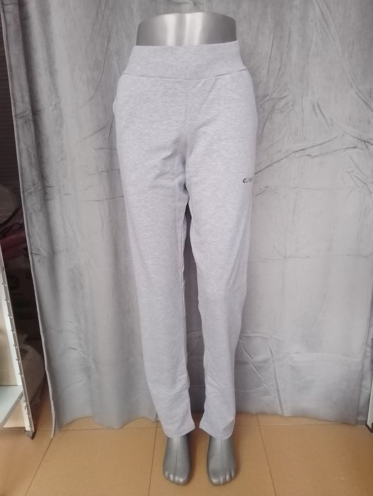 Дамски екипи и спортни долнища