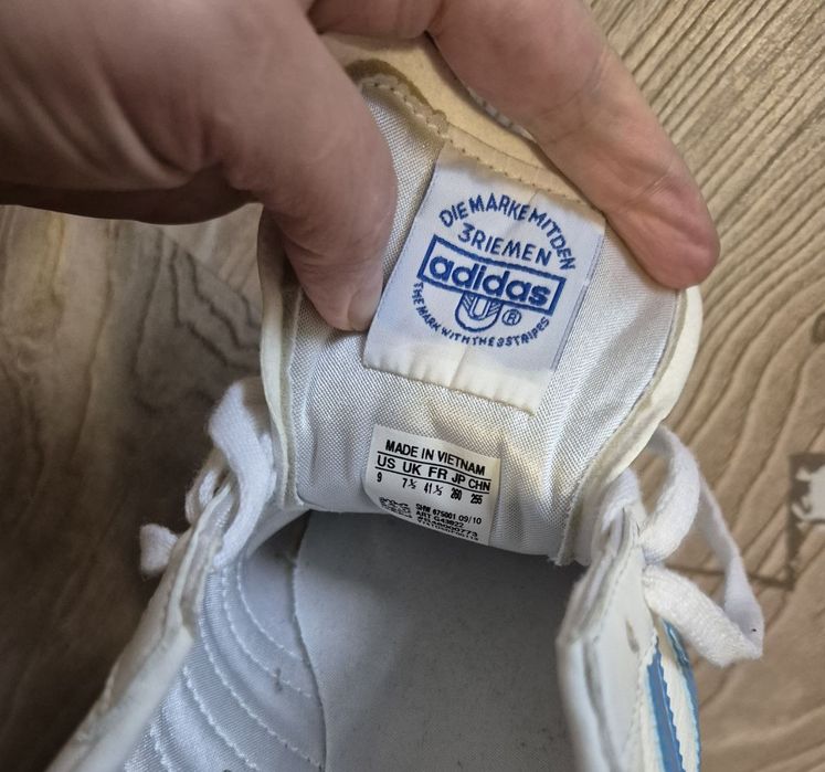 Маратонки Adidas