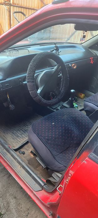 Продам Мазда 323