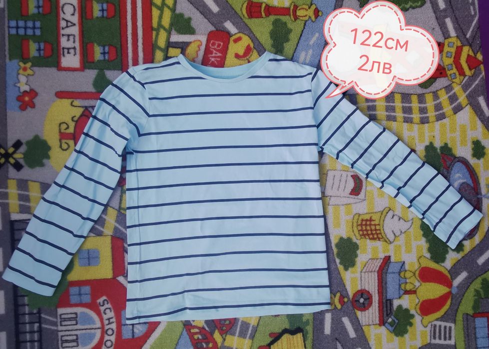 Продавам запазени дрехи за момче