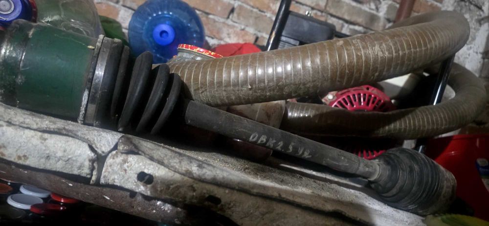 Полуоска за субару легаси