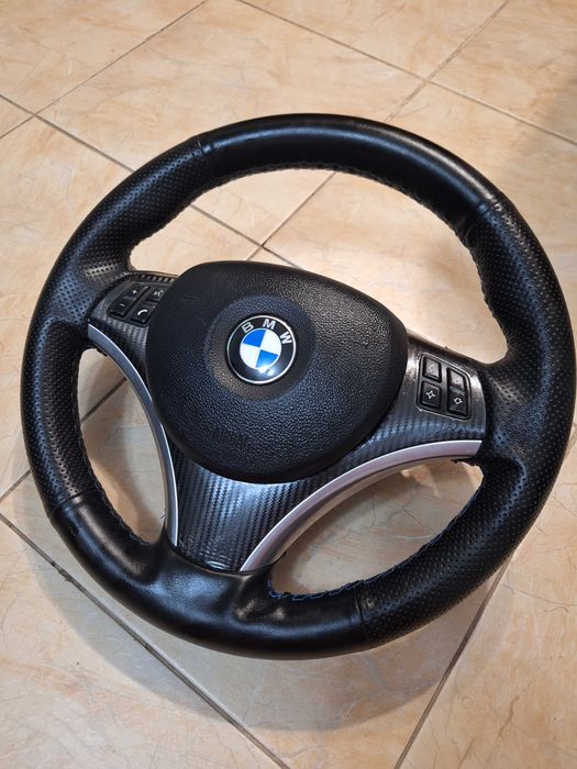 М Волан  BMW е 90