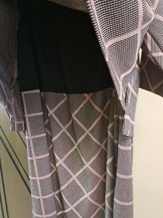 Продам платье новое