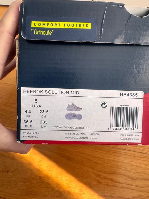 Reebok Solution Mid 37