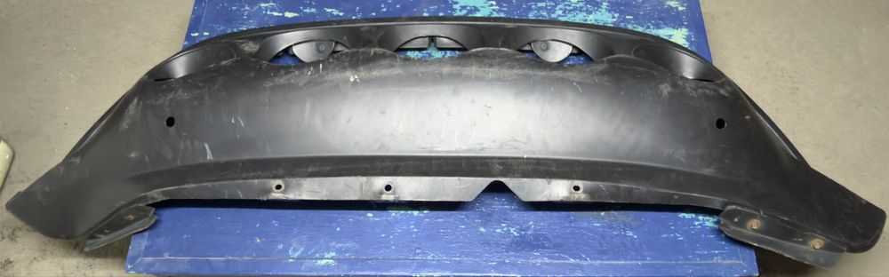 Решетка радиатора Ниссан Жук