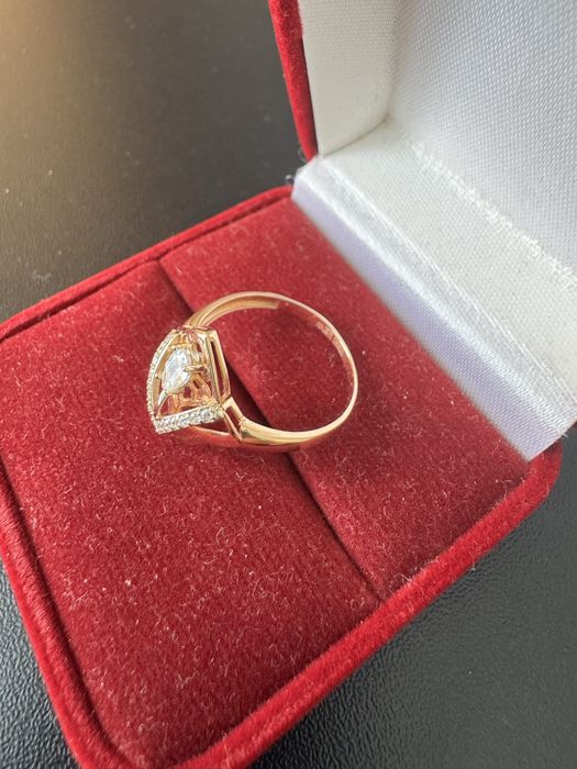 Кольцо золото 585