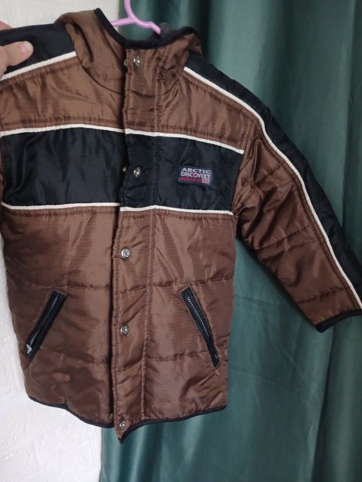 Куртка на мальчика 5-7 лет