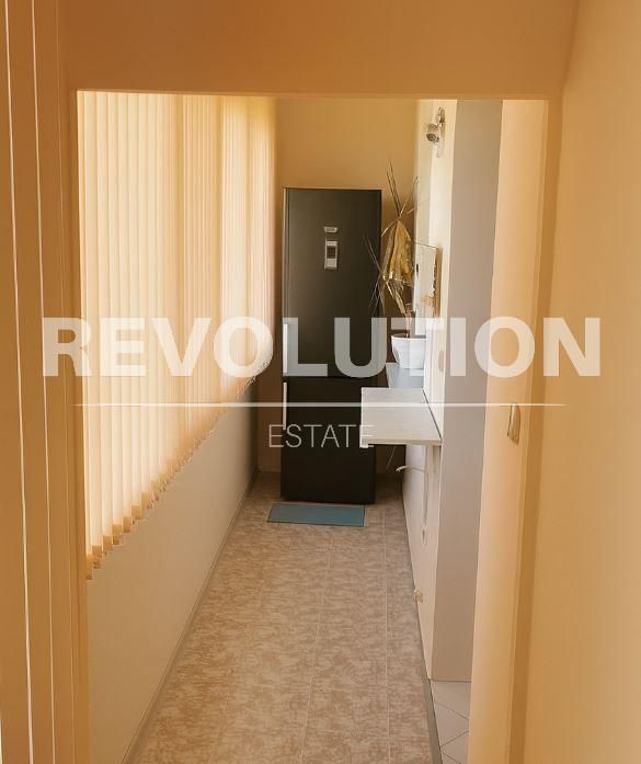 Дава се под наем Тристаен апартамент в Варна, Възраждане 2 - 70 кв.м за 498.27 € - Снимка #4