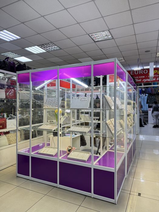 Продаются витрины