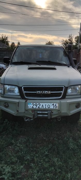Продам джип Исузу тропер 1998г.
