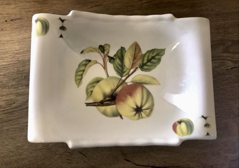 Сувенири, керамика, стъклени декорации