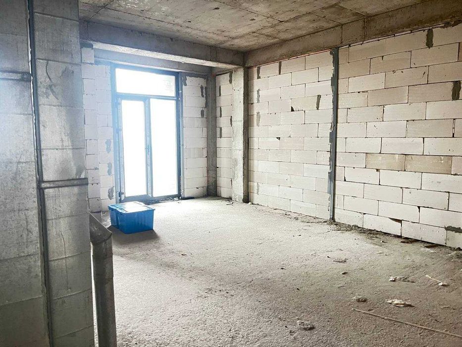 Brooklyn Т/Ж Мирзо Улугбек 1в2комн/13/16, Раздел. 52м2. Ор-р: БузБазар