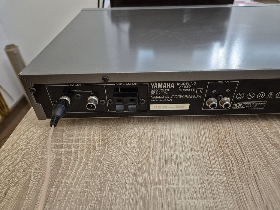 Tuner audio Yamaha TX-930 – serie de top – receptie excelenta – hi-fi