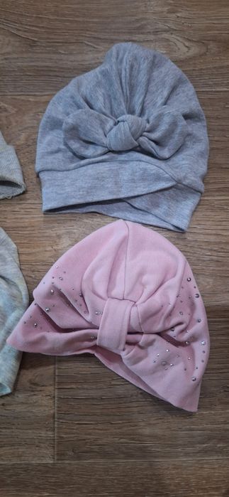 Детские шапки на годик два