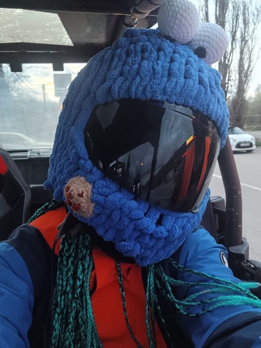 Аксесоари за каска