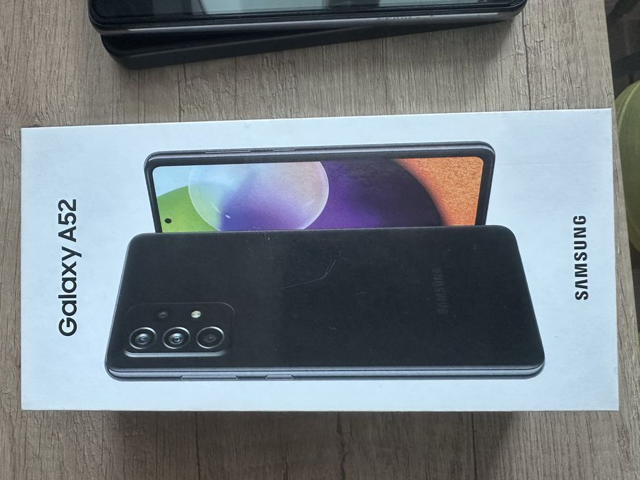 Продам телефон samsung A 52