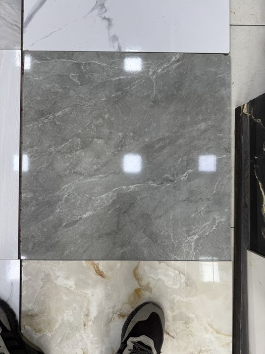 Glyansiviy va mattiviy keramagranit KAFELLAR optom narxda