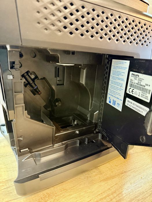 Кафемашина PHILIPS LatteGo - SERIES 2300