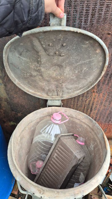 Горещо, дълбоко поцинкована Кофа / Варел за боклук, 120л.