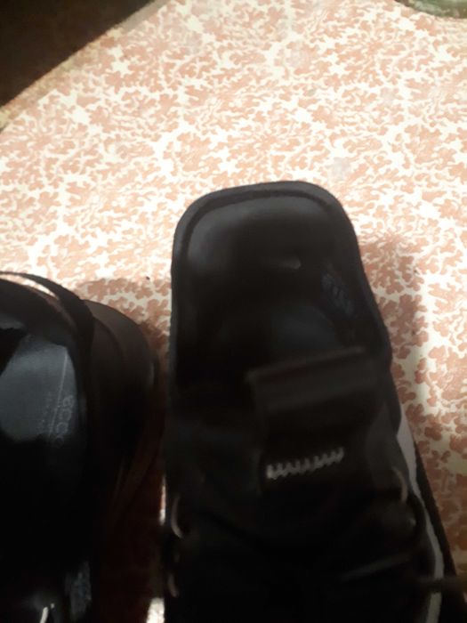 Продам крассовки ессо