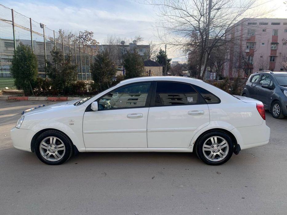 Lacetti 1.8 oq rang 2013-yil