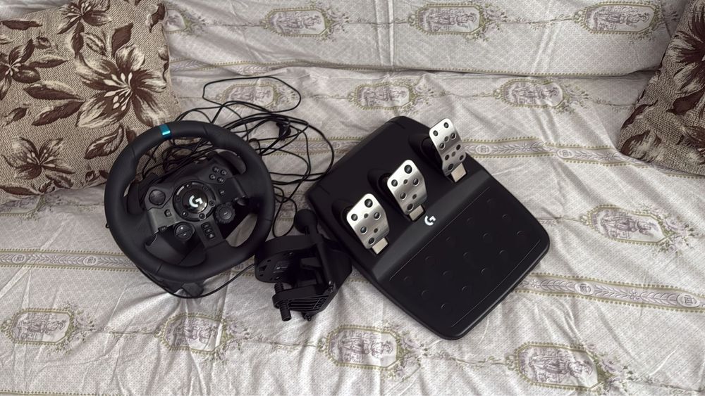 Volan Gaming g923 NOU!!