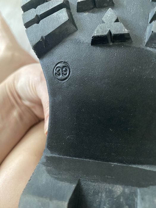 Демисезонные сапоги 39 р