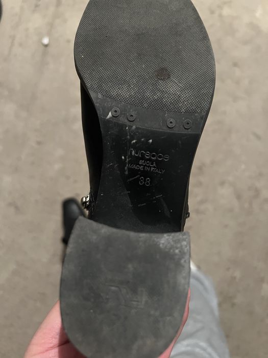 Продаю обуви