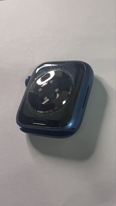 Apple watch series 7 41mm aluminium case