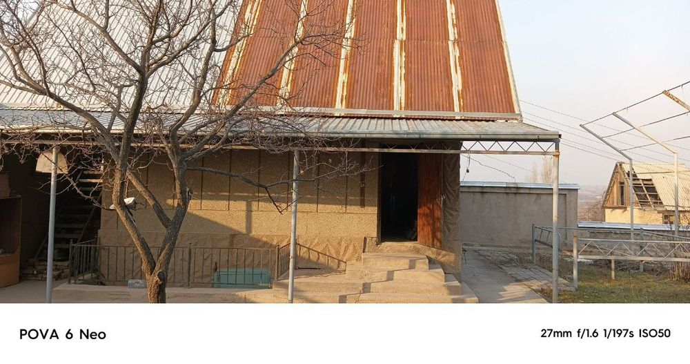 Parkenda dacha sotiladi