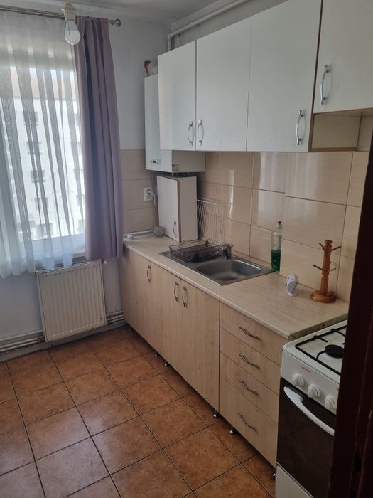 Vând apartament 2 camere, decomandat, Terezian
