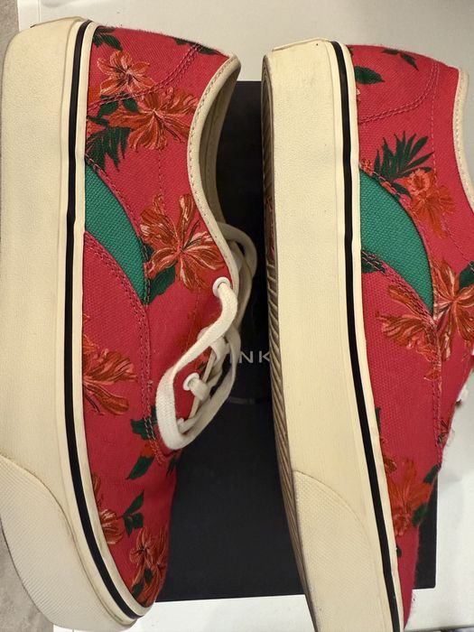 Оригинални кецове на Pinko