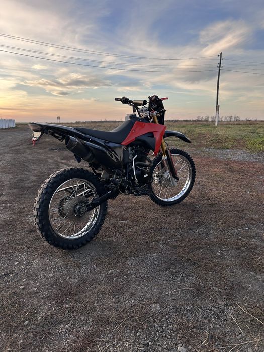 Продам эндуро 250сс