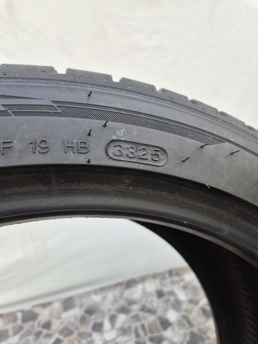 2бр 245 40 18 Hankook летни НОВИ
