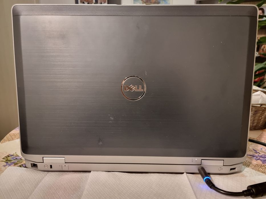 DELL latitude E6520