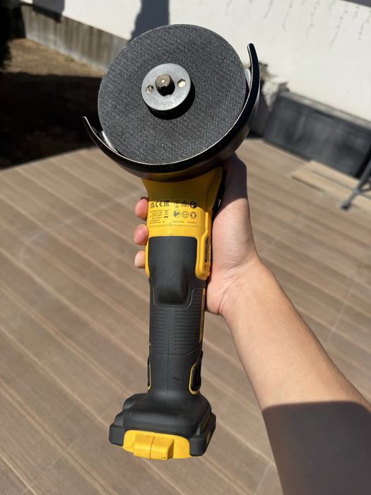 Ъглошлайф dewalt dcg405