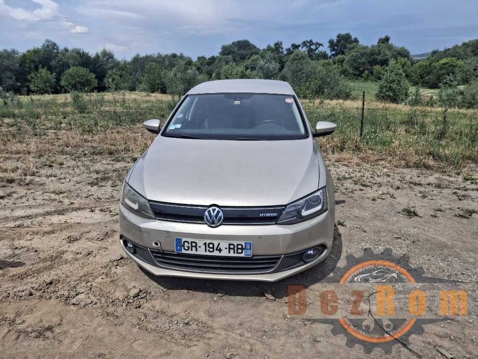 Dezmembrez VW Jetta MK6 1.4 TSI Hybrid CRJA 150 cai Cutie DSG 7 PMY