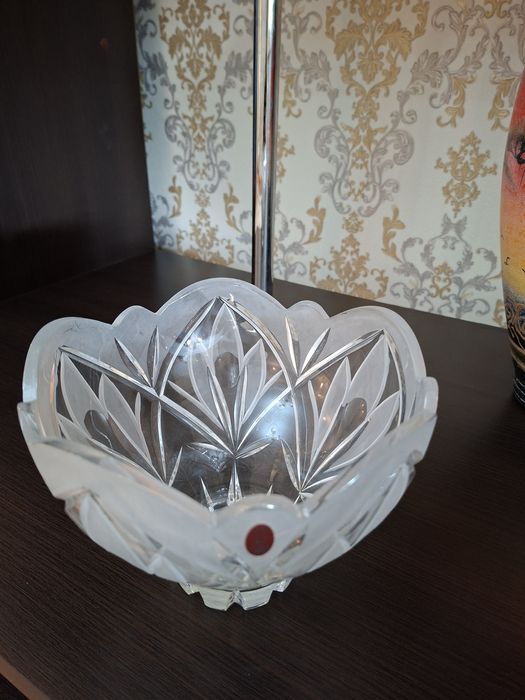 Хрусталь вазы конфетницы новые