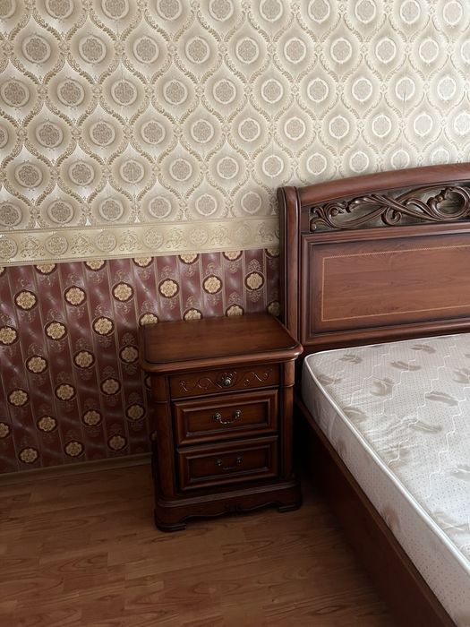 Спальный гарнитур китайский в отличном состоянии