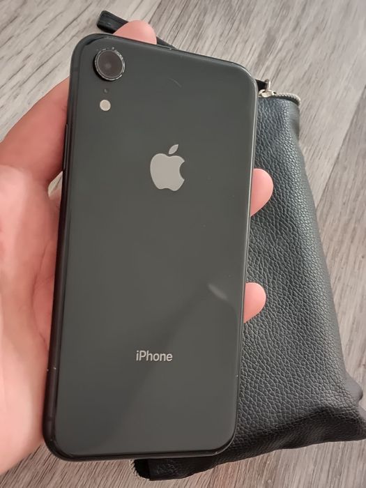 Продам айфон хр  128 гб