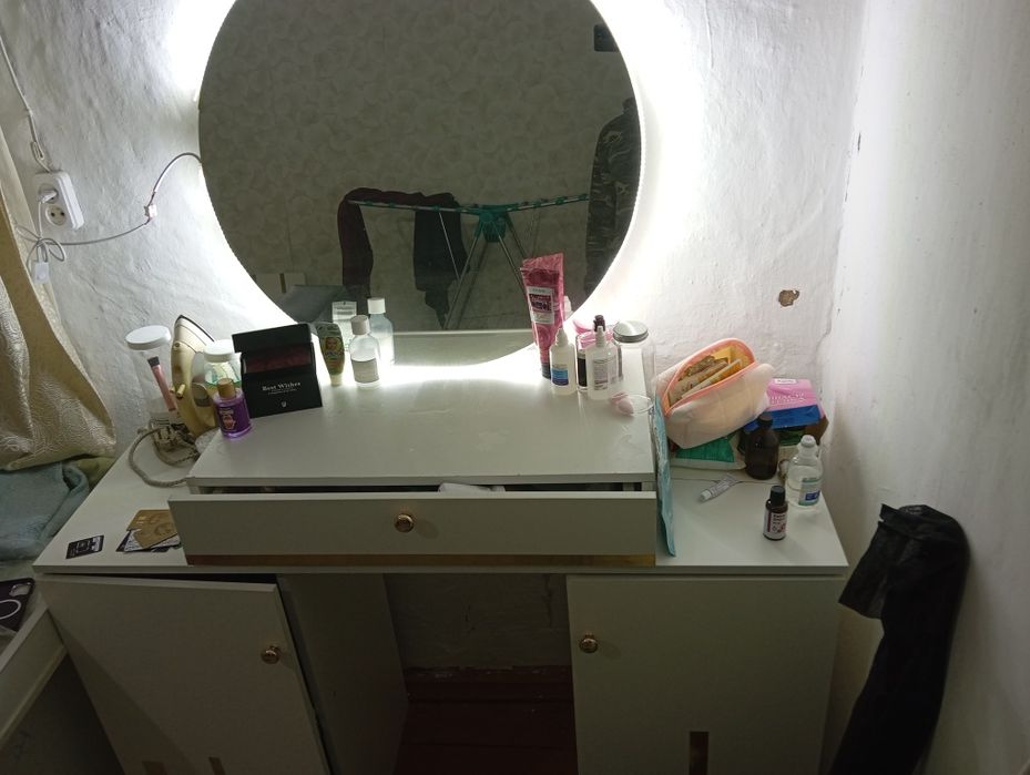 Спальный гарнитур