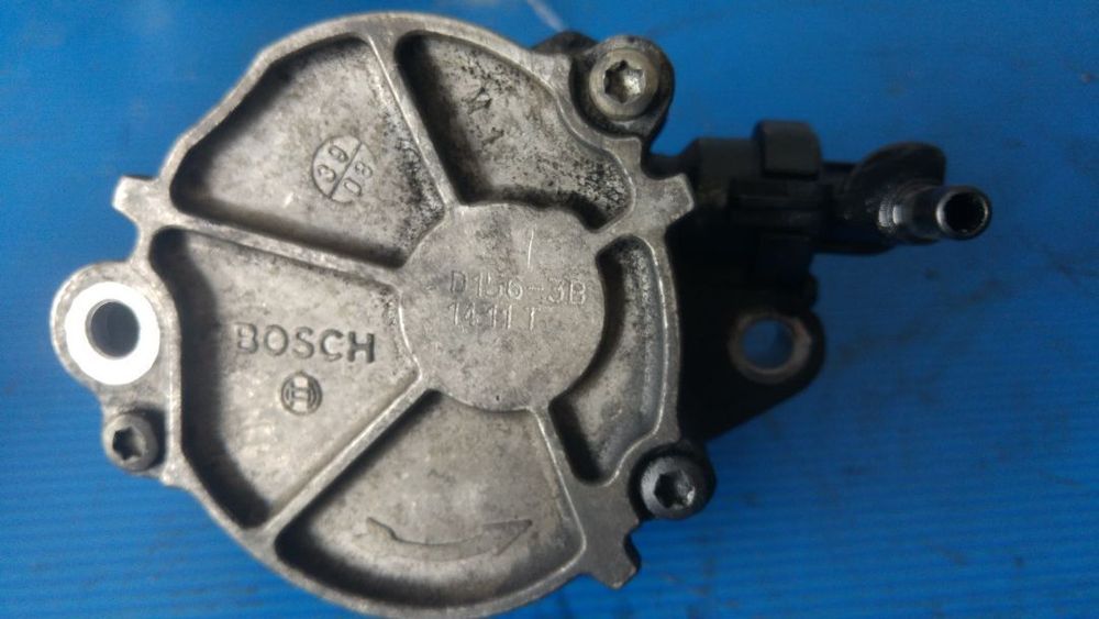 pompa vacuum ford focus 2 1.6 tdci d156-3b