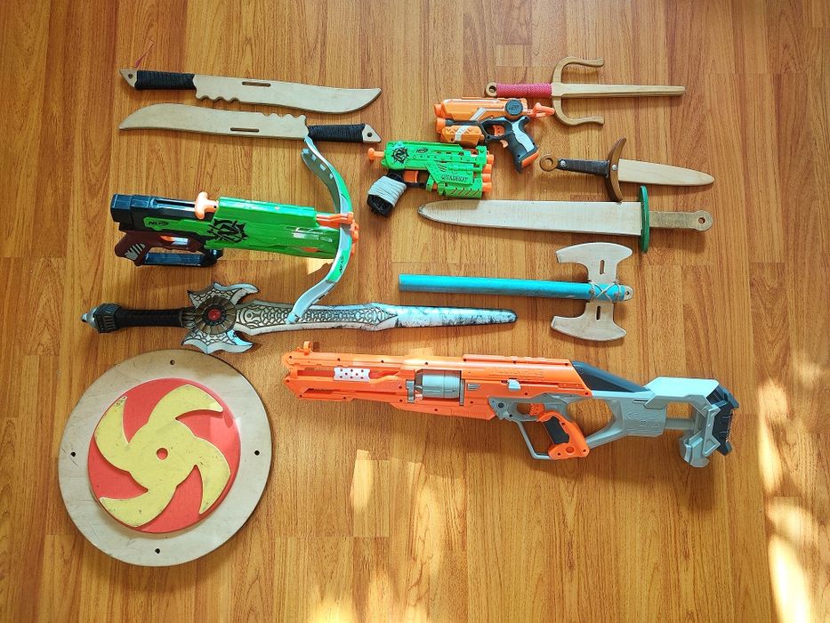 Продам игрушки, все разом, нерфы