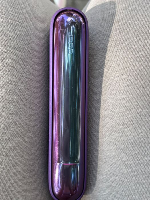 Aparat iQOS Iluma neon purple limited edition