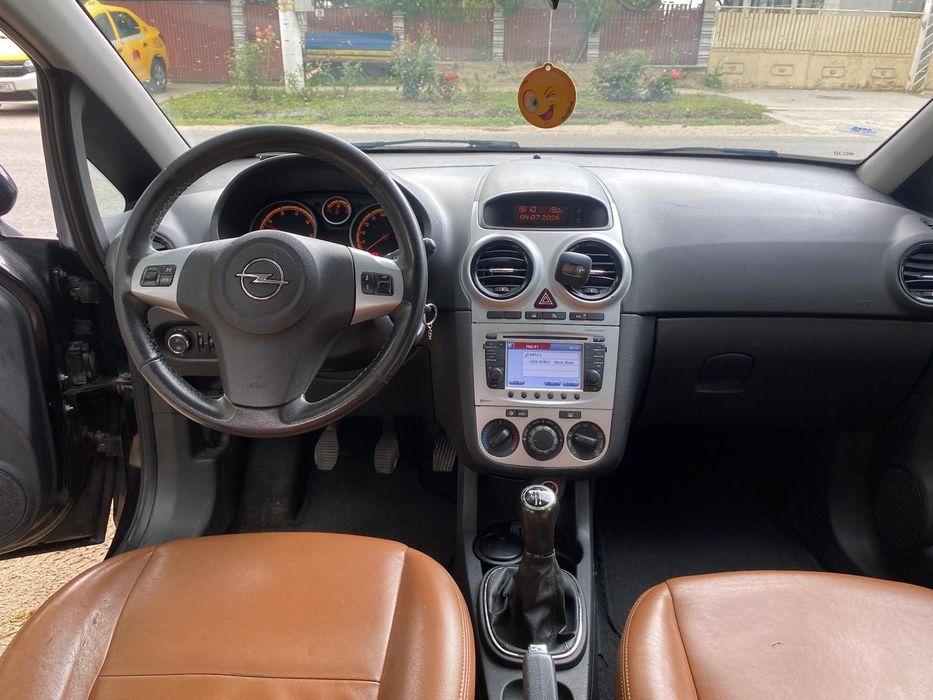 OPEL Astra 2011 — imagine 2