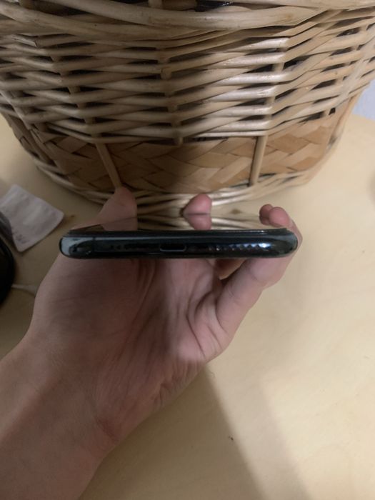 Продам iphone 11 pro max